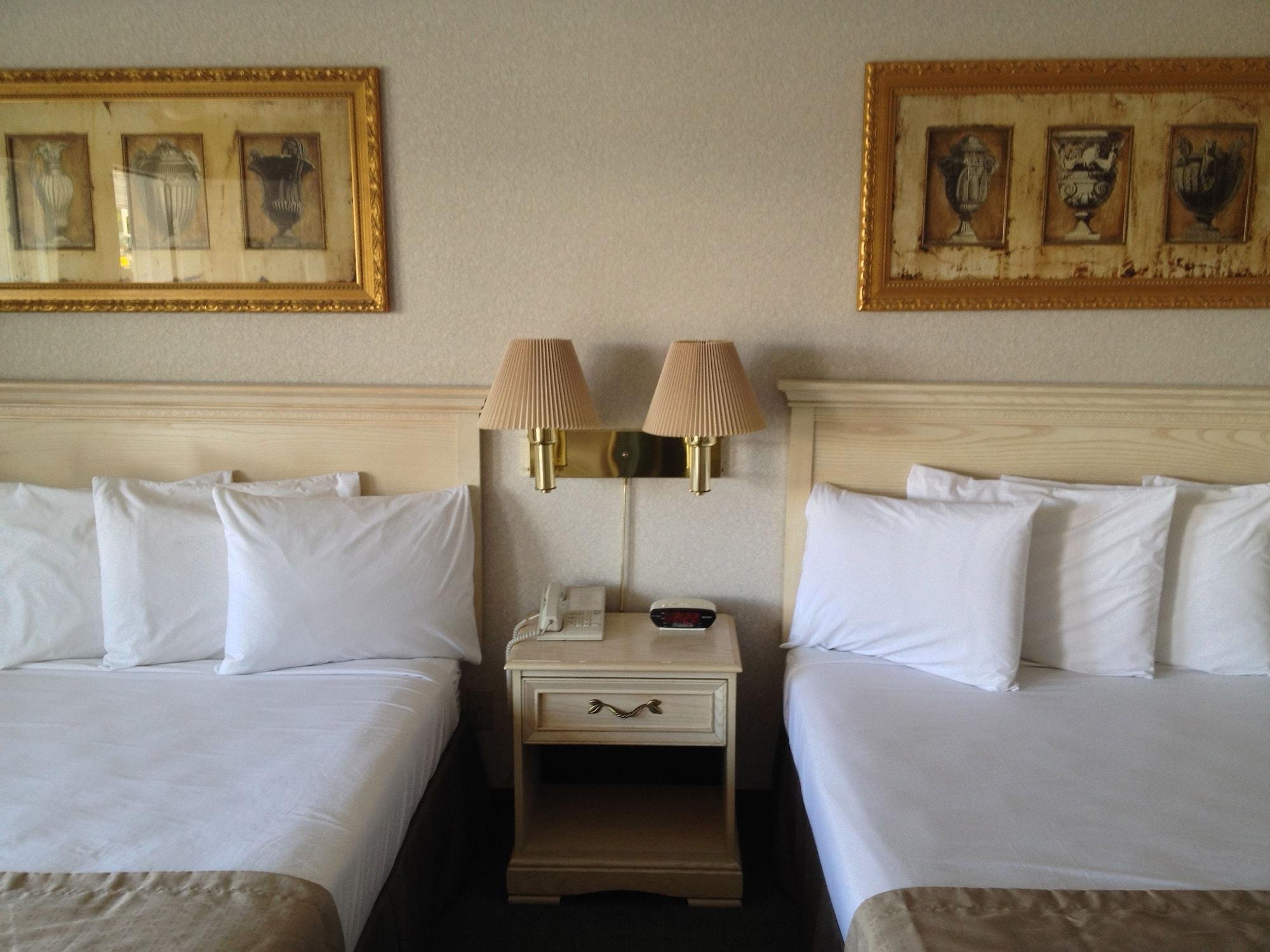 Parkside Inn Bridgeview Mackinaw City Ngoại thất bức ảnh