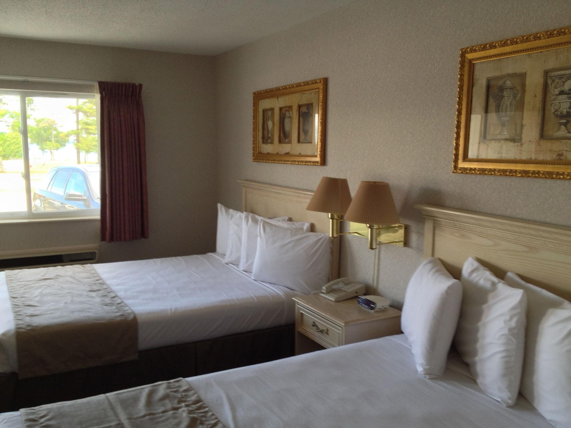 Parkside Inn Bridgeview Mackinaw City Ngoại thất bức ảnh