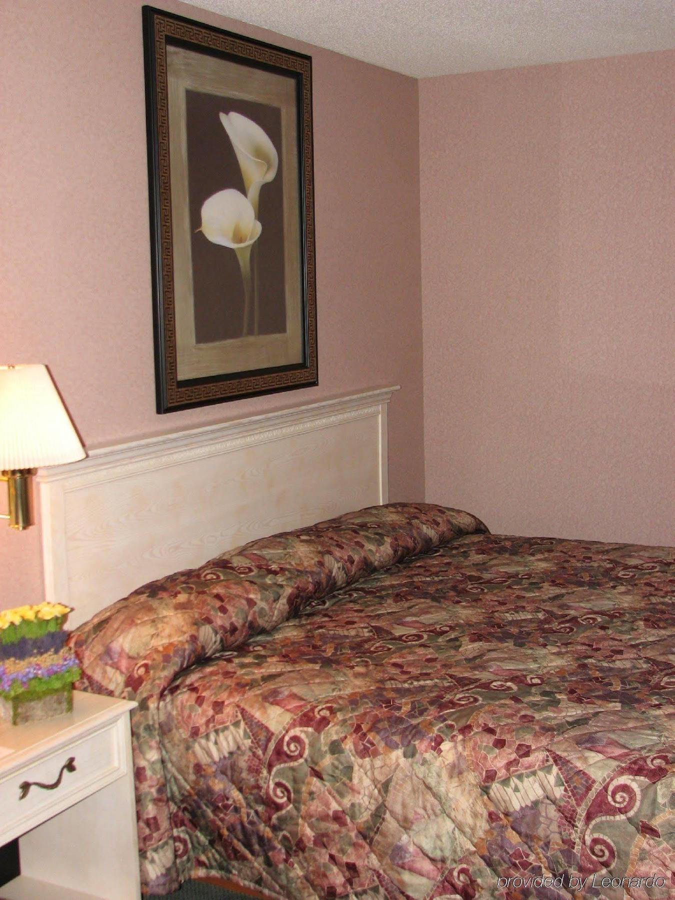 Parkside Inn Bridgeview Mackinaw City Ngoại thất bức ảnh